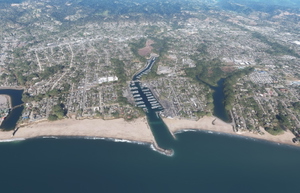 Water fix - Santa Cruz County, California, USA thumbnail 2