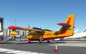 CANADAIR CL–215 Nice 48 thumbnail 5