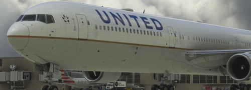 UNITED AIRLINES N68061 Old Livery 8K