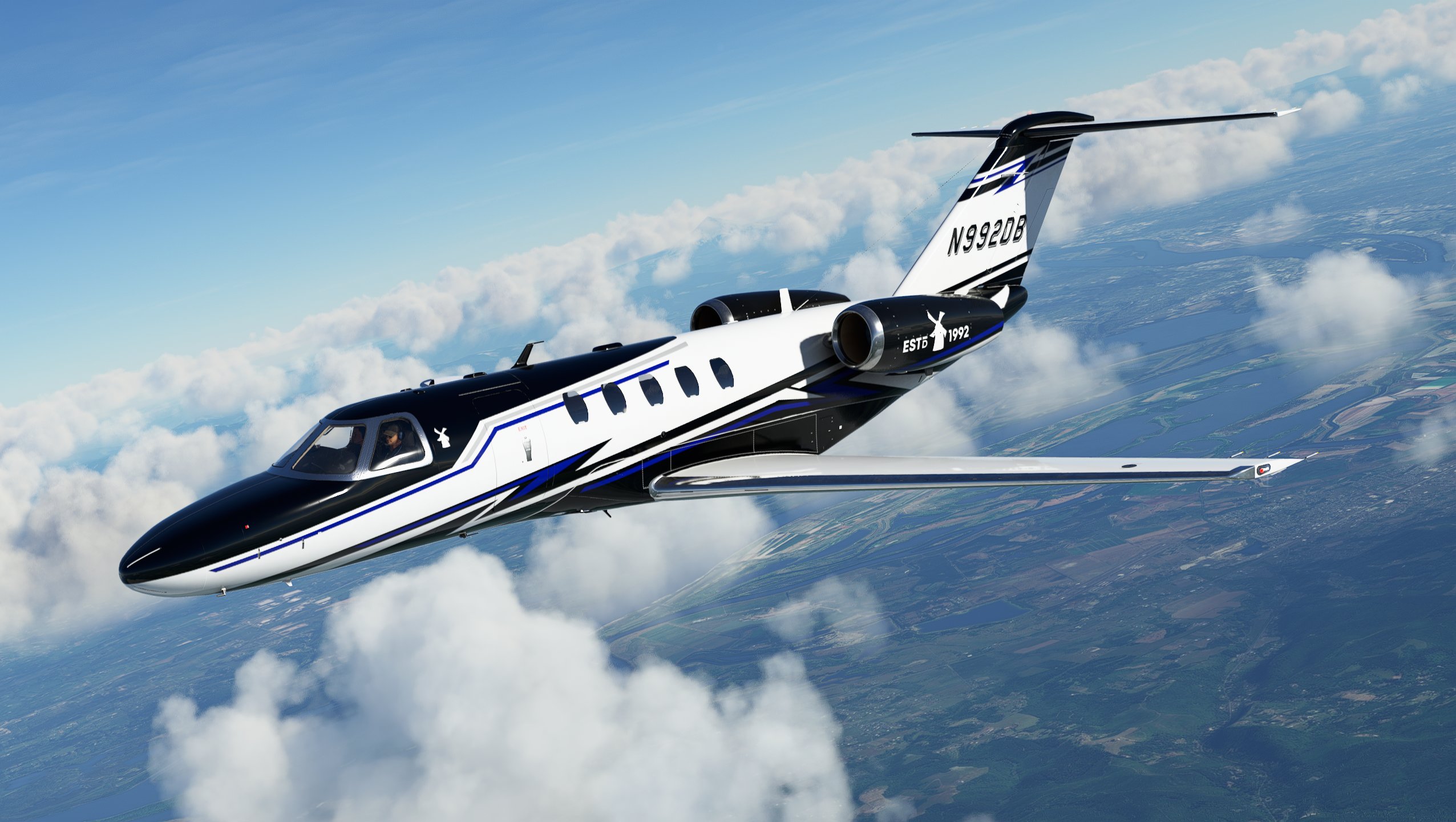 CJ4 N922DB - Image 1