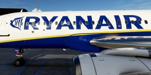 [A32NX] FlyByWire | Airbus A320neo RYANAIR EI-DAH in 8k thumbnail 3