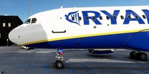 [A32NX] FlyByWire | Airbus A320neo RYANAIR EI-DAH in 8k thumbnail 2
