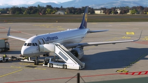 [A32NX] Lufthansa A320neo D-AINH 8k thumbnail 4
