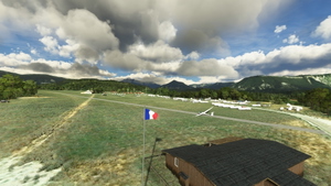 Serres La Batie Montsaleon Airport (LFTM) Gliding in France thumbnail 2