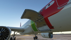 [A32NX] TAP PORTUGAL CS-TBV [8K] thumbnail 11
