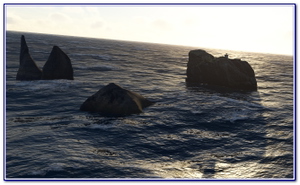 Thridrangar Lighthouse (Helipad) thumbnail 8