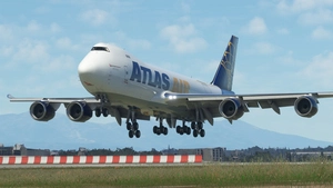 747-8F Atlas Air Qantas Freight  thumbnail 1