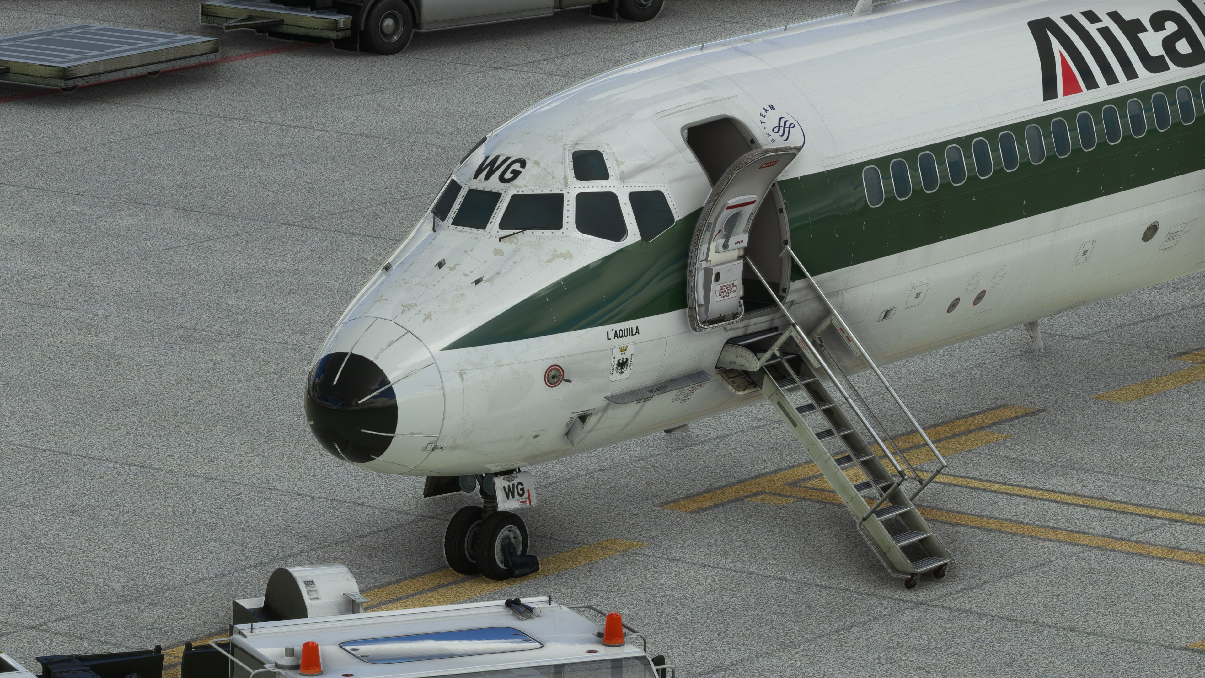 Alitalia [I-DAWG - Dirty/Used] Leonardo MD82 "Fly the Maddog X" - Image 1