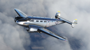 Beechcraft C-45H "The Redhead" N9550Z thumbnail 4