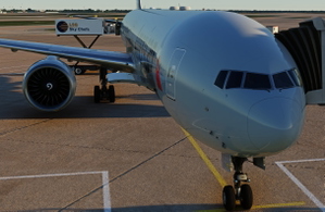 CaptainSim 777-300ER AMERICAN AIRLINES 8K thumbnail 3