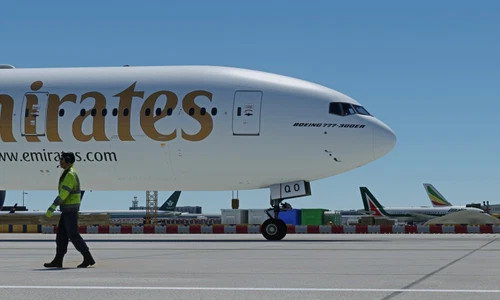 CaptainSim 777-300ER EMIRATES 8K