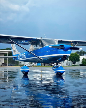 Cessna C152 N22318 FlyMeToTheFun thumbnail 2