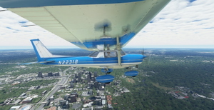 Cessna C152 N22318 FlyMeToTheFun thumbnail 7