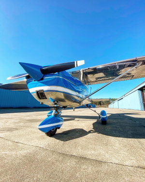 Cessna C152 N22318 FlyMeToTheFun thumbnail 5