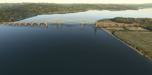 Conde McCullough Memorial Bridge North Bend Oregon thumbnail 1