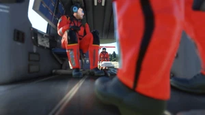 DRF Luftrettung - H145 (BK117-D2) thumbnail 7