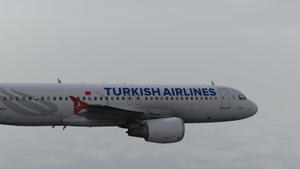 Fenix A320 Turkish Airlines TC-JPH "Kars" thumbnail 4