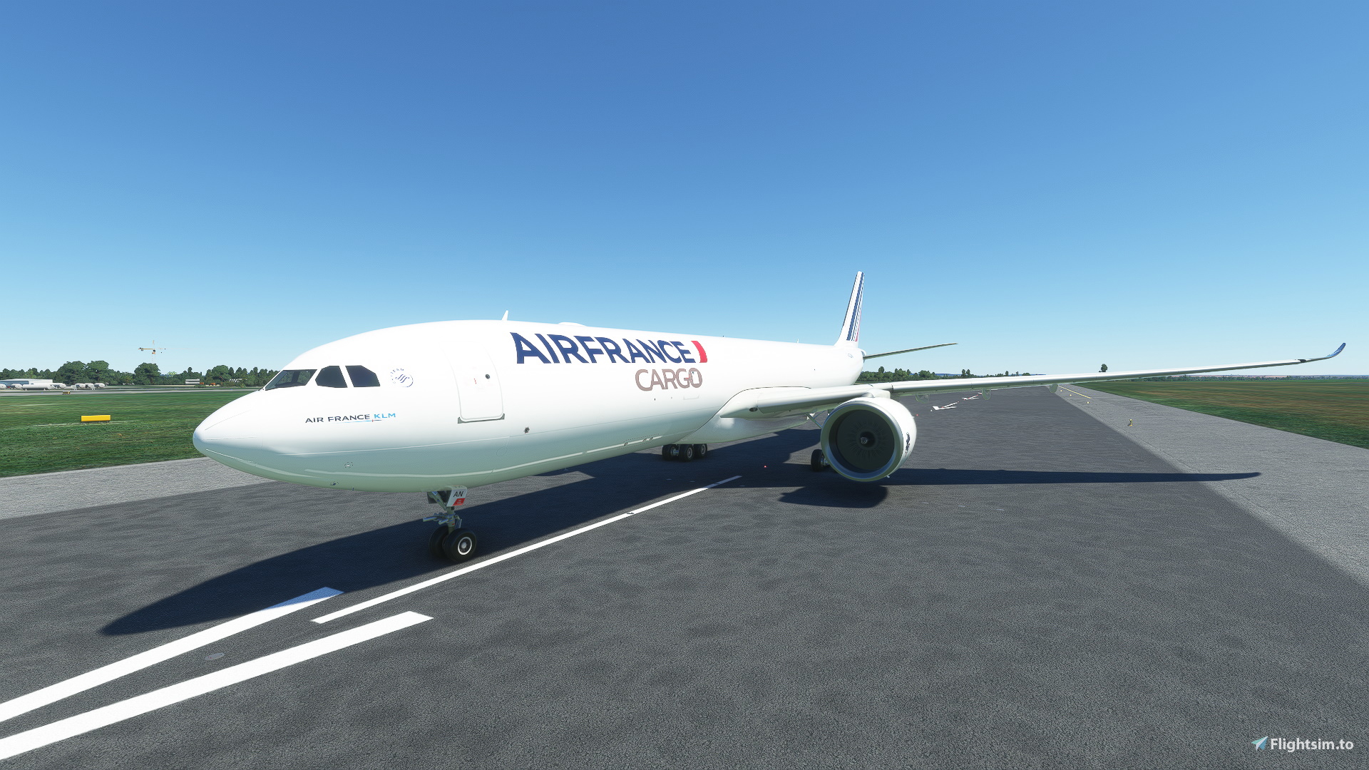 Headwind A330-900neo Air France Cargo with & without mask 8K - Image 1