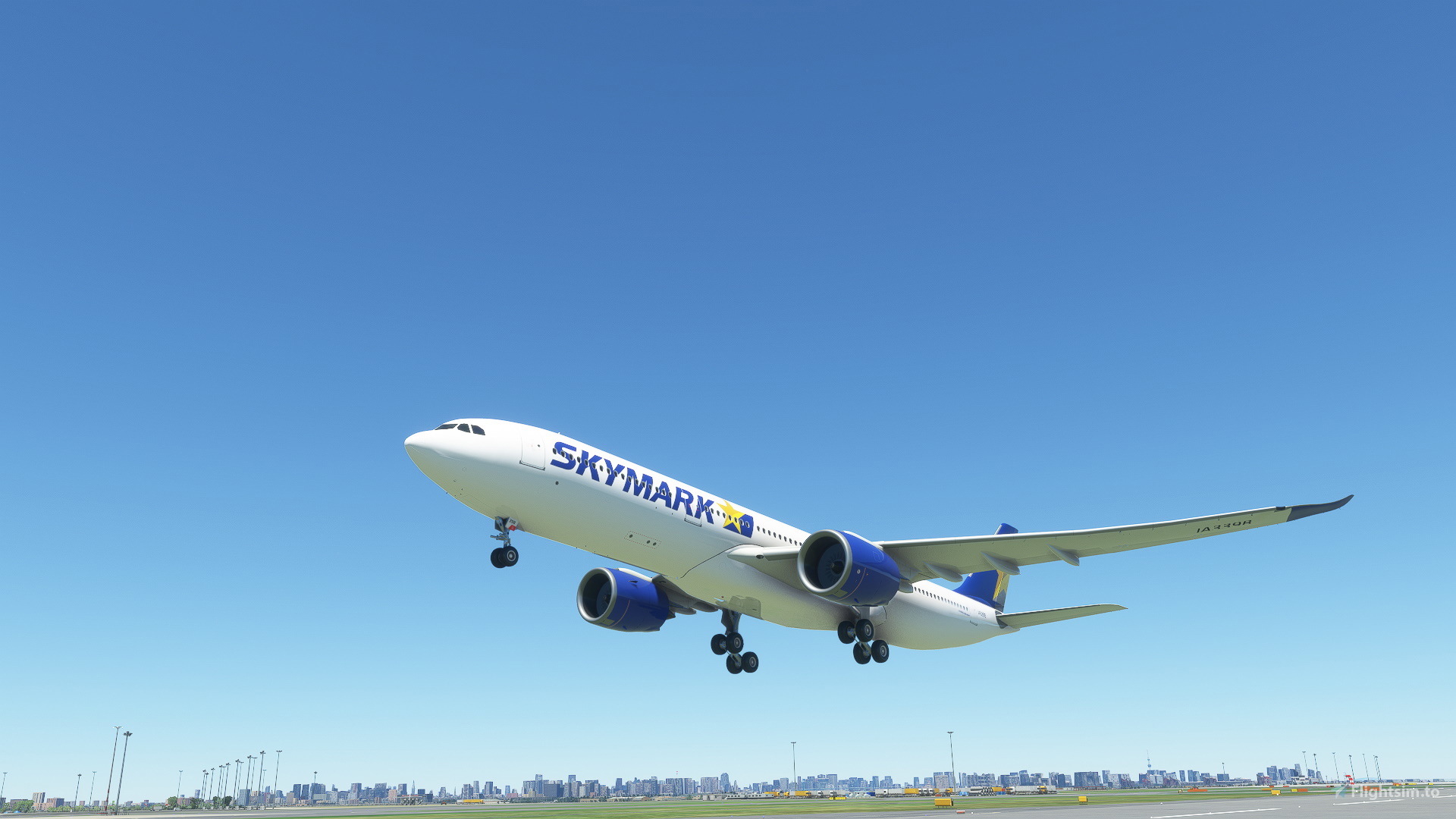 Headwind A330-900neo Skymark Airlines with & without mask 8K