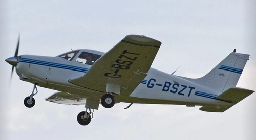 PA-28 Warrior II - G-BSZT