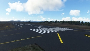 RJNS - Mt.Fuji Shizuoka Airport thumbnail 1
