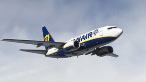 Ryanair - PMDG 737-600 thumbnail 2