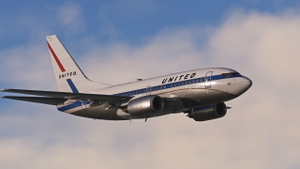 United (Mainliner) - PMDG 737-600 thumbnail 1