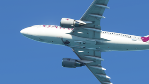 A310-300 Qatar Airways thumbnail 19