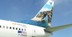 Air Austral "F-ONGB" PMDG B737-800 thumbnail 4