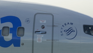 Air Europa EC-NVJ SSW 2022 PMDG 737-800 4k thumbnail 4