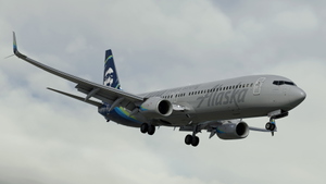 Alaska Airlines "Celebration of Boeing" w/Cabin PMDG 737-990ER thumbnail 4