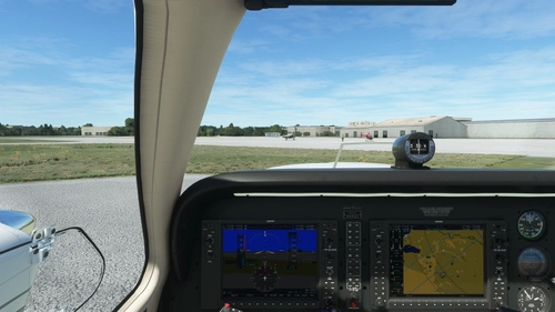 Black Square BKSQ/Asobo  Beechcraft 58 Baron - Better Cameras