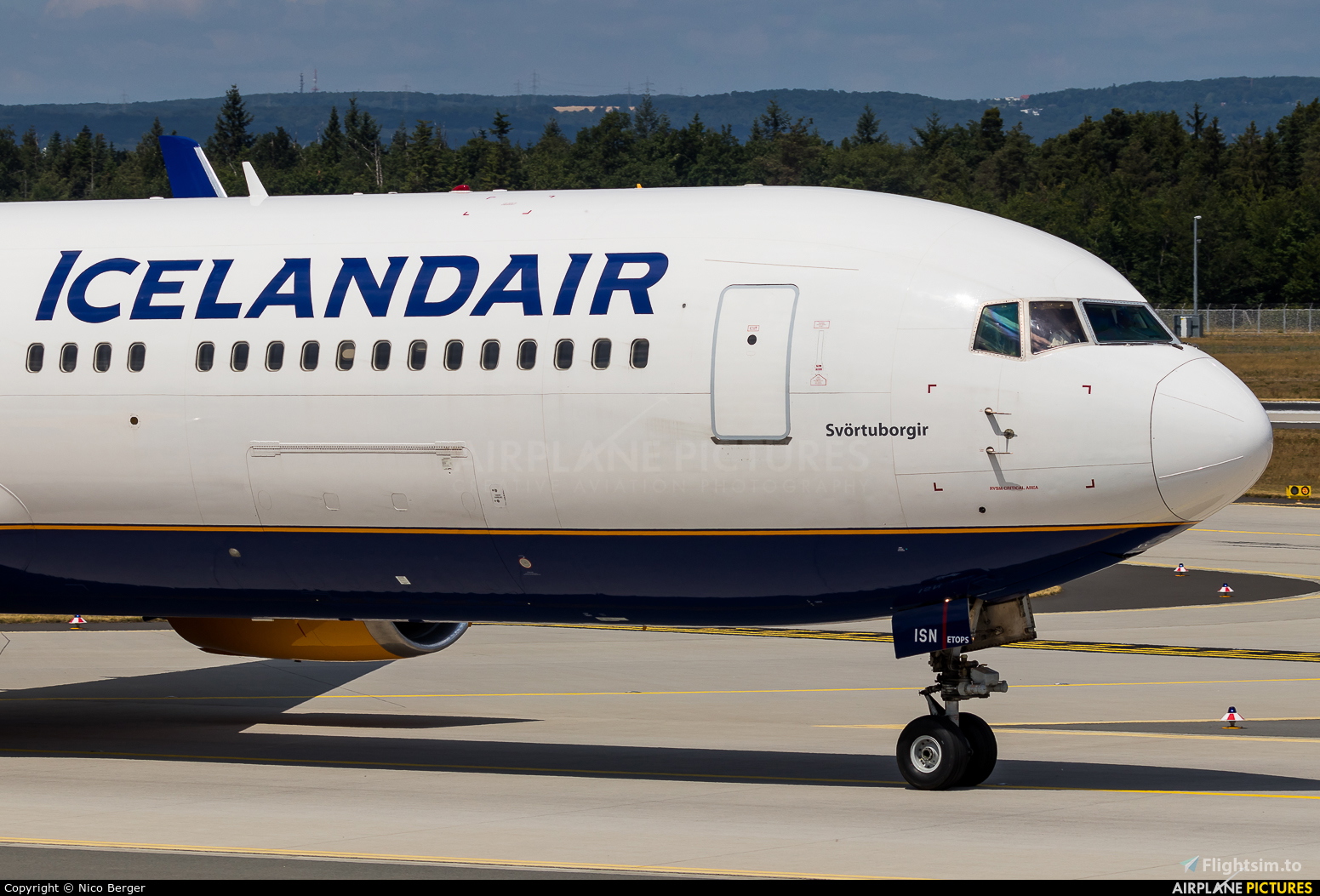 CS Boeing 767-300ER | IcelandAir | 8K Resolution | TF-ISN