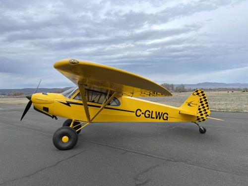 Cub Crafters Carbon-Cub "CANADA SPECIAL EDITION" with Canadian registration C-GLWG.