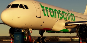 [A32NX] FlyByWire | Airbus A320neo Transavia PH-BUS in 8k thumbnail 2