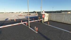 EDFH - Frankfurt Hahn Airport thumbnail 13