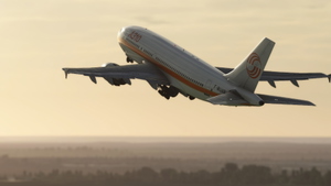 iniBuilds Airbus A310-300 Airbus House Livery 1972 thumbnail 6