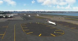 KLGA - LaGuardia Full Airport thumbnail 13
