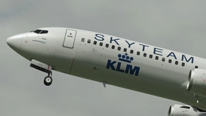 KLM Royal Dutch Airlines (PH-BXO 'Skyteam') - PMDG 737-900 thumbnail 10
