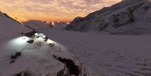 Konkordiahütte mit Treppe thumbnail 8