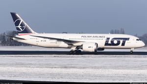Kuro Boeing 787-8 LOT Polish Airlines SP-LRA thumbnail 9