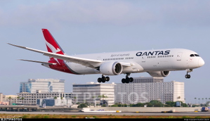 Kuro Boeing 787-8 Qantas VH-ZNA thumbnail 8