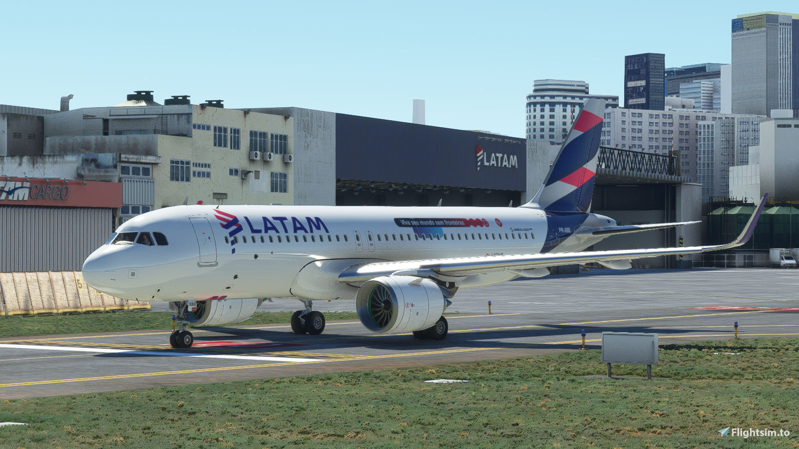 Latam Pass - (PR-XBE) - 8k-resolution - FlyByWire A32NX - Image 1