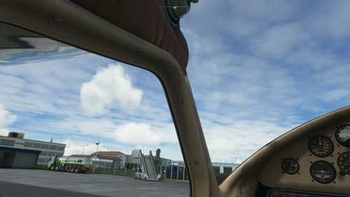 Microsoft/Carenado Cessna C195 Businessliner - Clean Glass