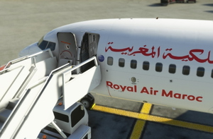 Royal Air Maroc [CN-RNR 2020] w/cabin - PMDG 737-700 BW [4K]  thumbnail 3