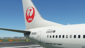 JAPAN AIRLINES (JA348J) thumbnail 1