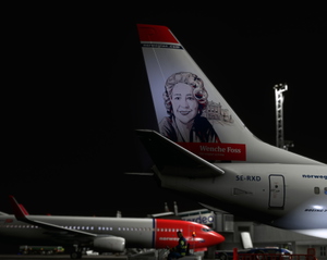 PMDG 738 Norwegian SE-RXD New Design 2022 [8K] w/ cabin thumbnail 14