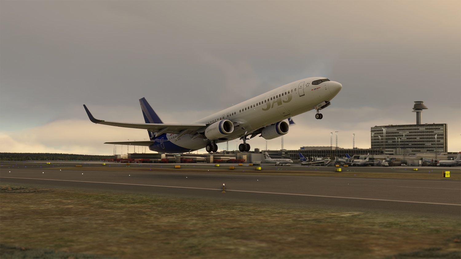 PMDG 737-900ER SAS (LN-RRG) - Image 1
