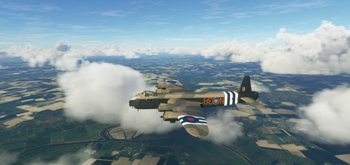 Short Stirling Mk.IV LK137 8E-N No.245 Sqn