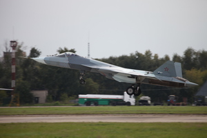Sukhoi Su-57 prototype T-50 thumbnail 5